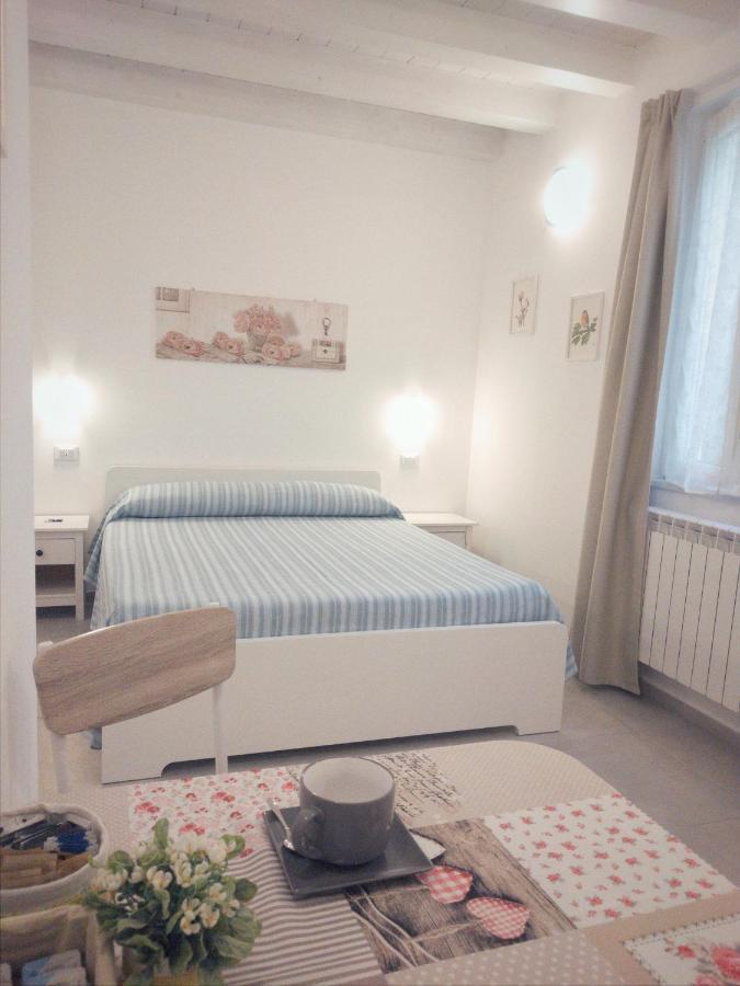 B&B Il Lupo E La Quercia Castelnuovo Magra Ngoại thất bức ảnh
